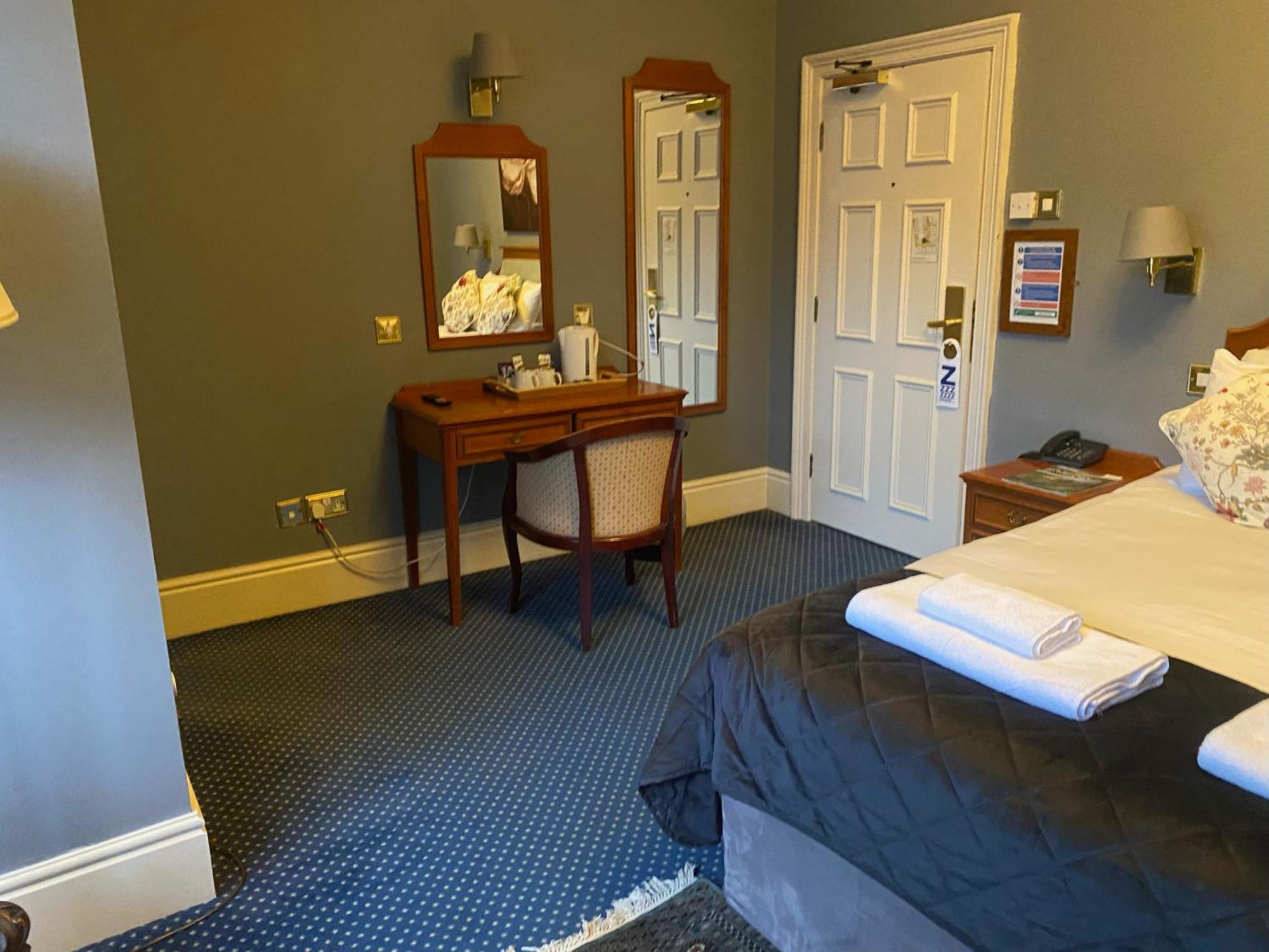 Hotel The